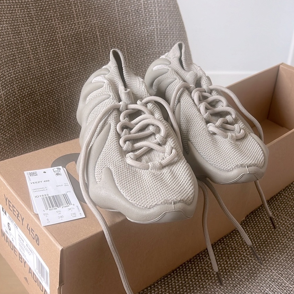 Adidas Yeezy 450 stone flax!